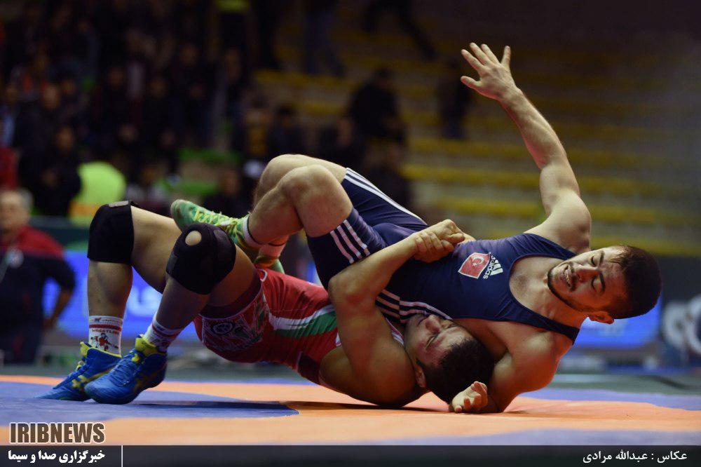 ایران یک گام تا قهرمانی