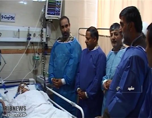 عیادت برخی مسئولان از مادر شهید علی صیاد شیرازی عیادت برخی مسئولان از مادر شهید علی صیاد شیرازی