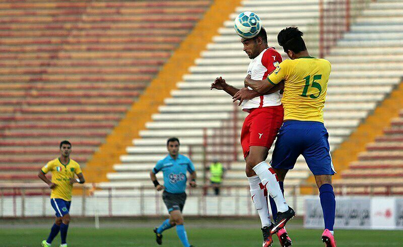 باخت طلایی پوشان در مشهد