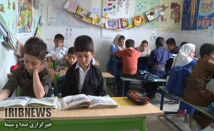 ارج نهادن به مقام معلم در مهاباد+گزارش ارج نهادن به مقام معلم در مهاباد+گزارش