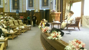 تجلیل از برگزیدگان همایش بین المللی پژوهش های قرآنی در قم