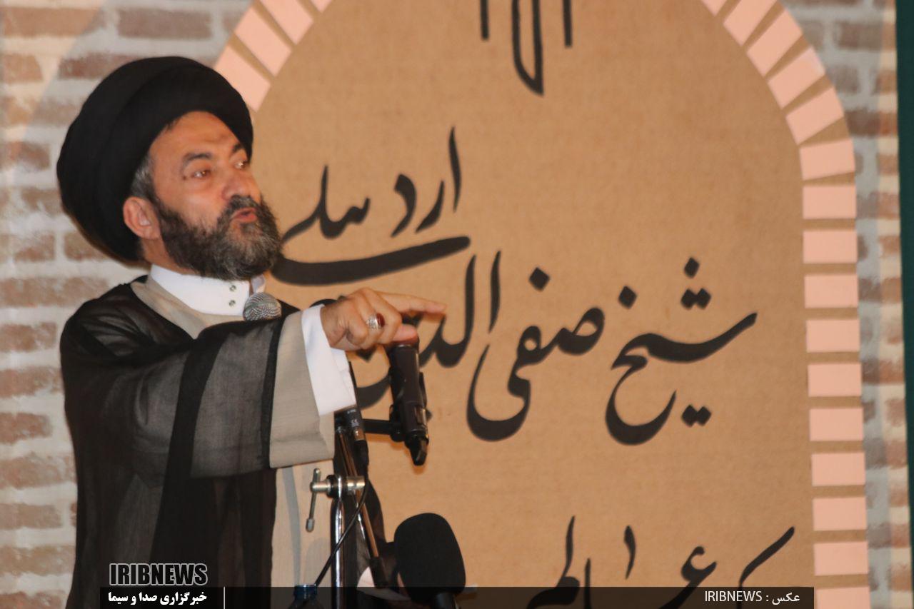 آغاز نخستین همایش بین المللی نقش صفویه در تقویت مکتب اهل بیت و احیای هویت ایرانی