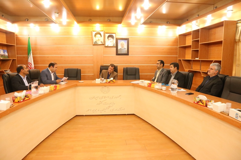 پیگیری مشکلات حوزه ارتباطات و فناوری اطلاعات استان در مرکز کشور