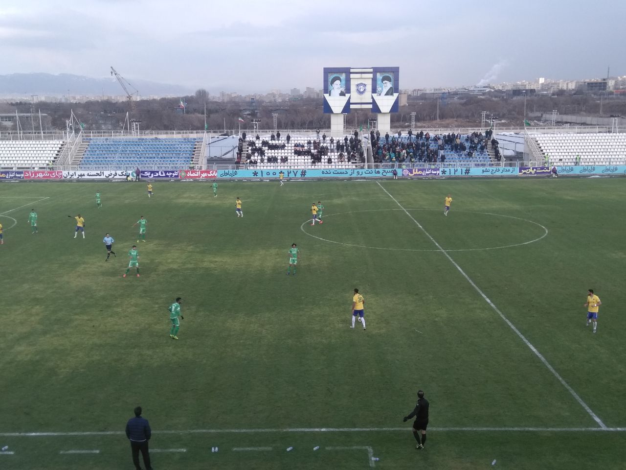 برد ماشین سازی تبریز مقابل صنعت نفت آبادان