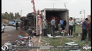 یکدستگاه تریلی در جاده قم -جعفریه واژگون شد.