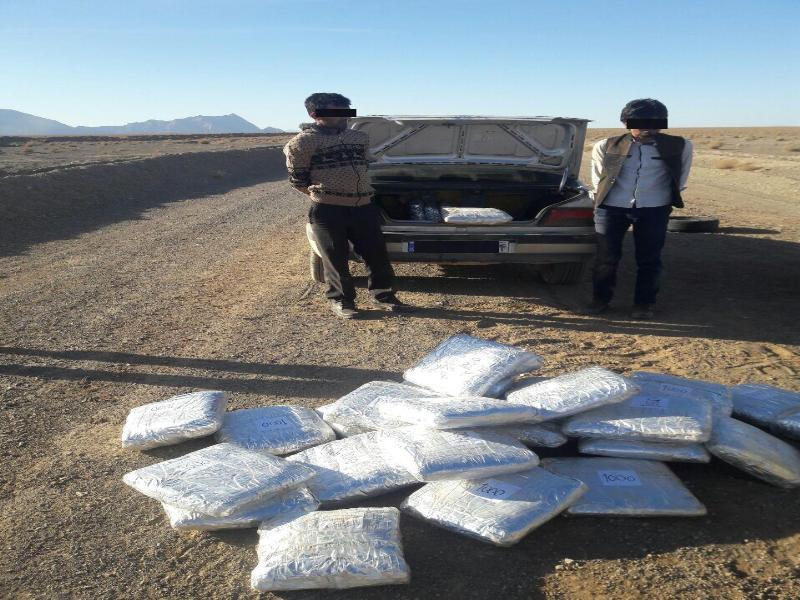 توقیف سواری پژو با 280 کیلو گرم تریاک