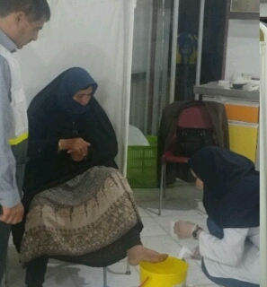 فعالیت ستاد سلامت زائران پیاده امام رضا (ع)