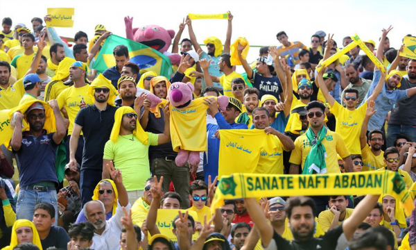 داربی خوزستان با حضور تماشاگران آبادانی