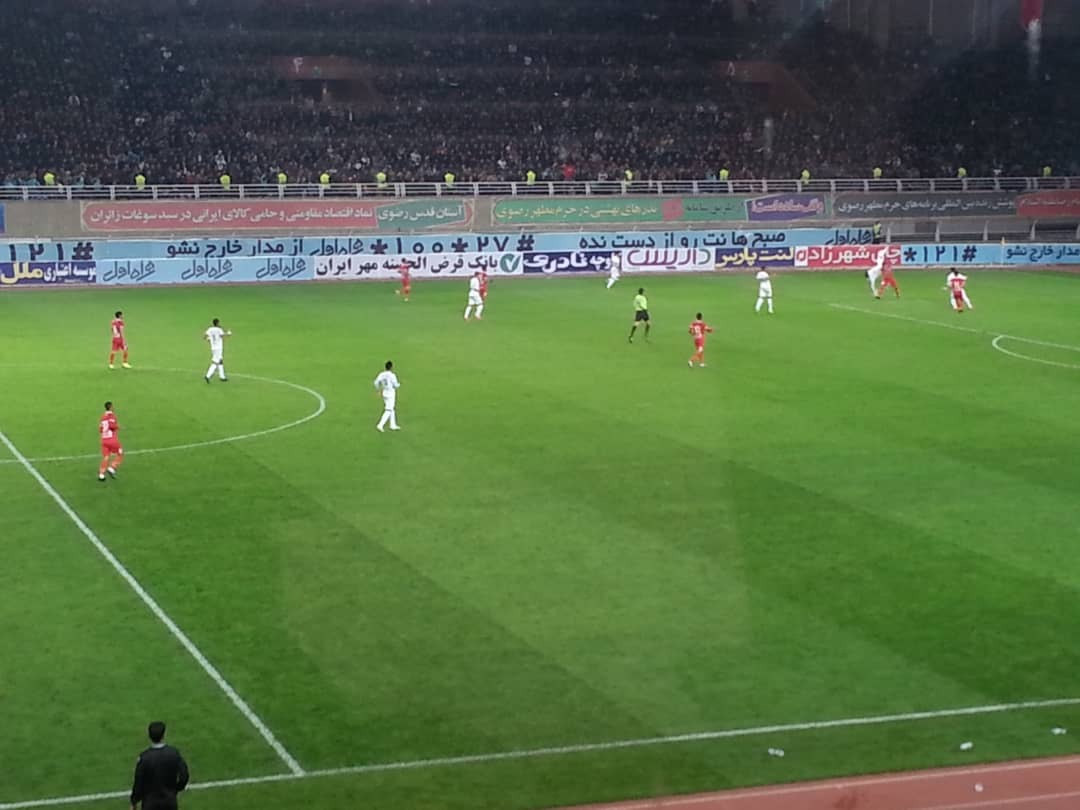 صدرنشینی موقت پدیده در پایان نیم فصل نخست لیگ برتر فوتبال