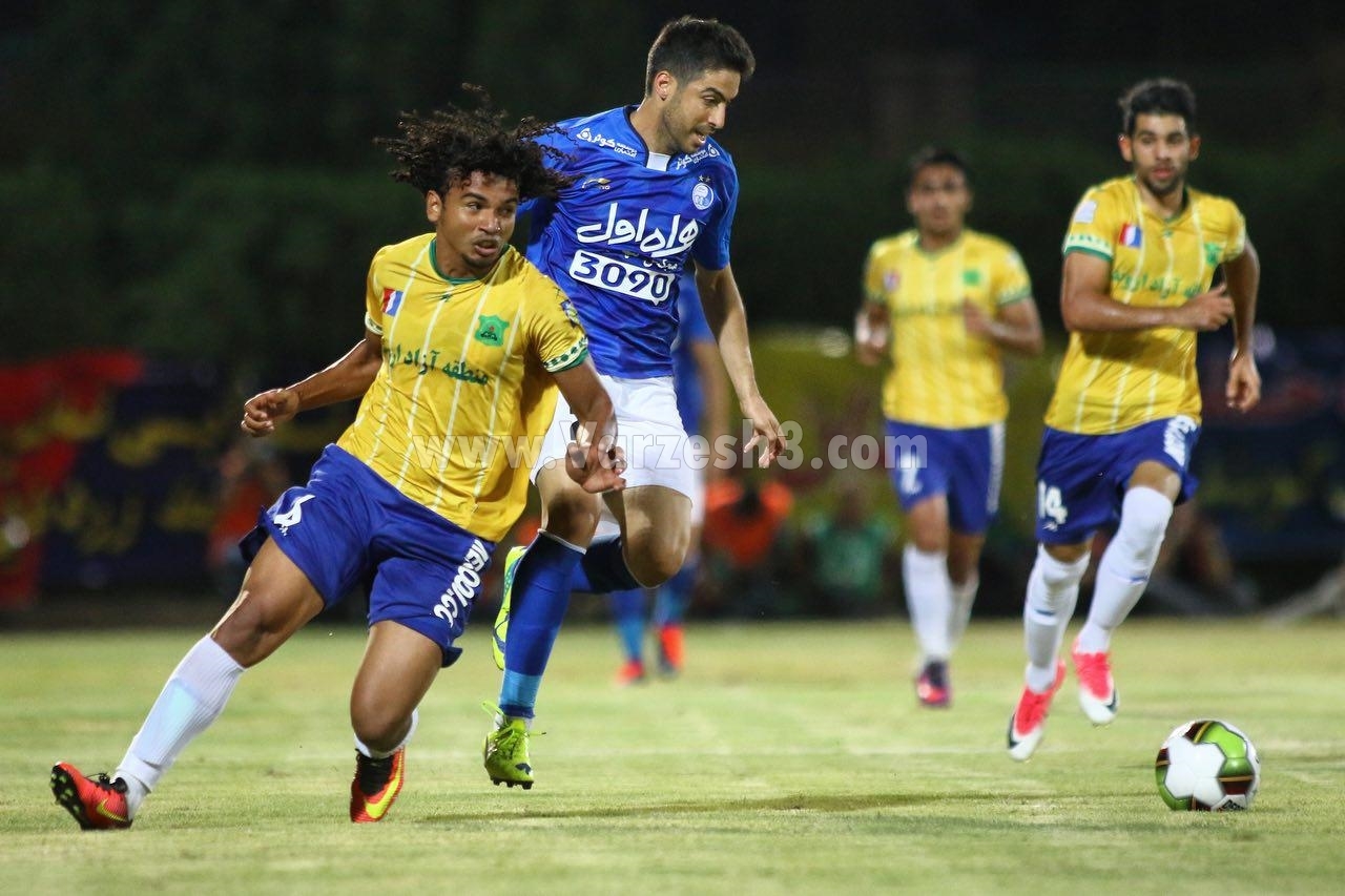 صنعت نفت آبادان - استقلال تهران