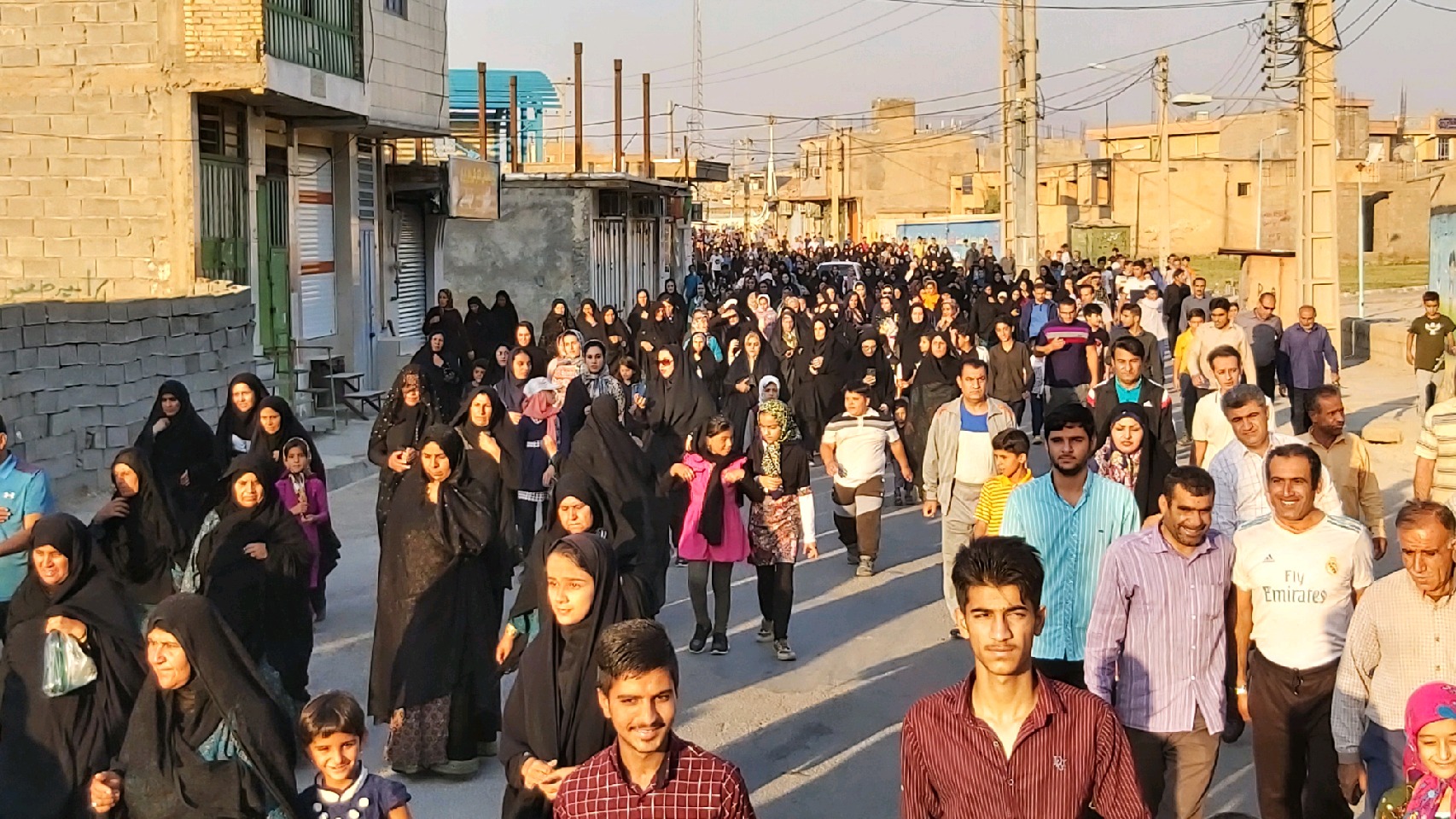 همایش پیاده روی خانوادگی در لنده+عکس