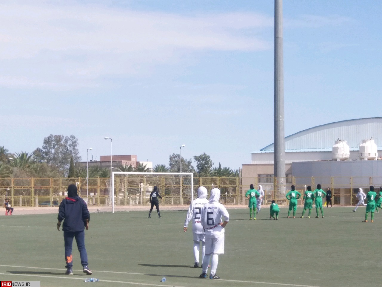 ادامه صدرنشینی شهرداری بم در لیگ برتر فوتبال بانوان ادامه صدرنشینی شهرداری بم در لیگ برتر فوتبال بانوان