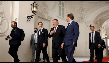 ديدار مایک پمپئو با وزیر دارایی اتریش