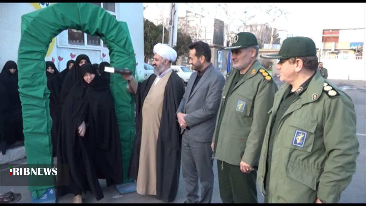 اعزام بانوان موفق خویی به زیارت مشهد الرضا(ع) اعزام بانوان موفق خویی به زیارت مشهد الرضا(ع)