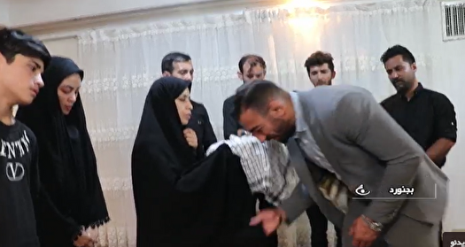 اهدای مدال جودوی قهرمانی آسیا به مادر شهید مرزبان