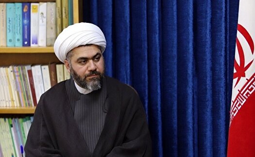 تقویت مشارکت مردم و تشکل‌های مردمی در برگزاری برنامه‌های دهه کرامت