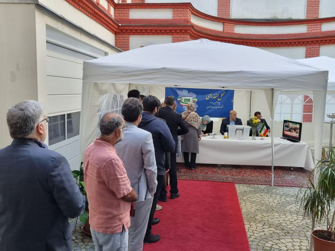 دومین مرحله رای گیری انتخابات ریاست جمهوری در خارج از کشور (۴)