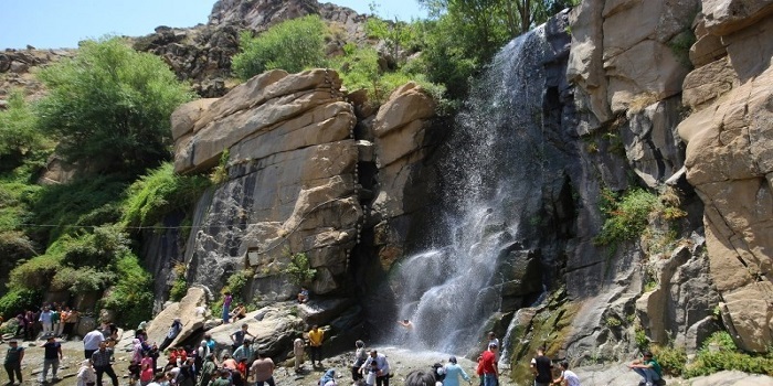 افزایش ۲۰ درصدی ورود گردشگران تابستانی به همدان