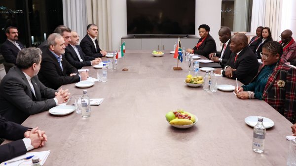 عضویت ایران در بریکس باعث کاهش تاثیرگذاری تحریمها میشود عضویت ایران در بریکس باعث کاهش تاثیرگذاری تحریمها میشود