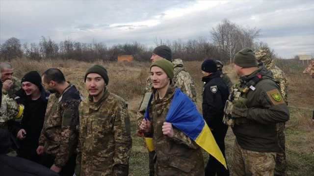 حملات هوایی به تروریست‌ها در اطراف حمص