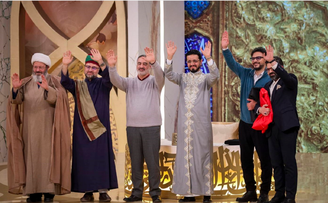 تجلیل از «محفل» به عنوان موفقترین برنامه معارفی کشور تجلیل از «محفل» به عنوان موفقترین برنامه معارفی کشور