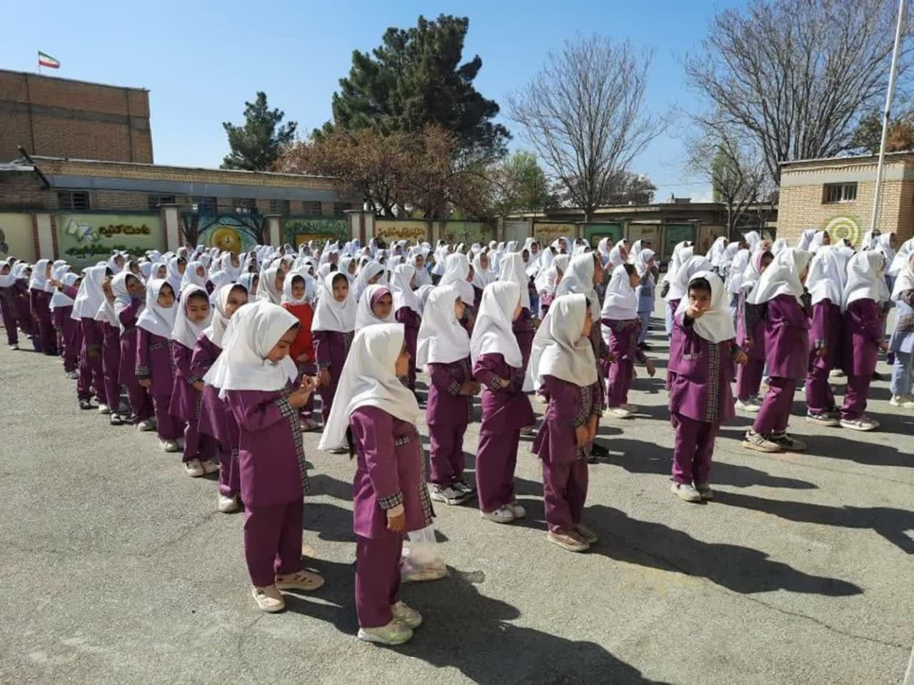 تداوم تقدیر از دانشآموزان برتر همیار گاز در آذربایجانغربی تداوم تقدیر از دانشآموزان برتر همیار گاز در آذربایجانغربی