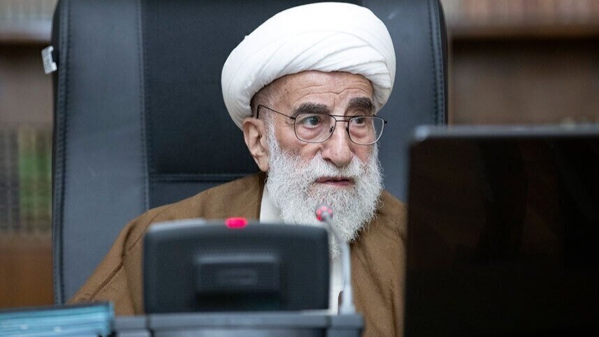 بصیرت مومنانه مردم عامل شکست توطئه دشمنان است بصیرت مومنانه مردم عامل شکست توطئه دشمنان است