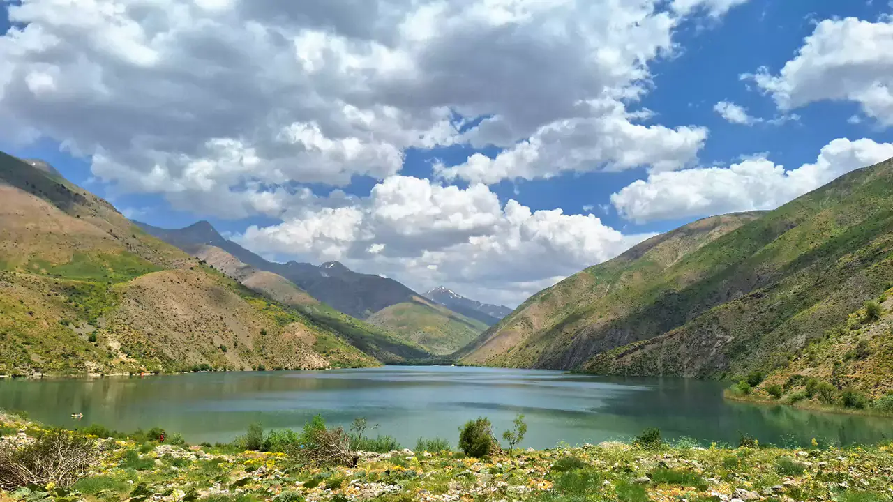 لبریز شدن دریاچه گهر لبریز شدن دریاچه گهر