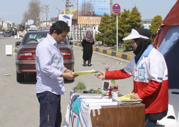 رضایتمندی ۸۷ درصد از مسافرین نوروزی از خدمات بشردوستانه‌ی هلال احمر کردستان
