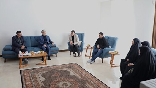 دیدار وزیر علوم با خانواده استادان و دانشمندان شهید حمله رژیم صهیونیستی