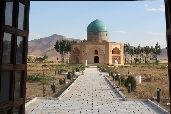 ۹۵۳ اثر تاریخی در زنجان ثبت شده است