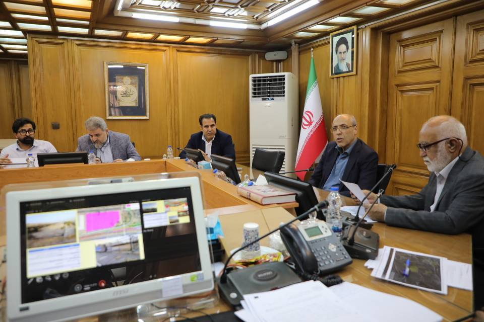 خطوط مترو در منطقه ۱۳ امتداد می‌یابد