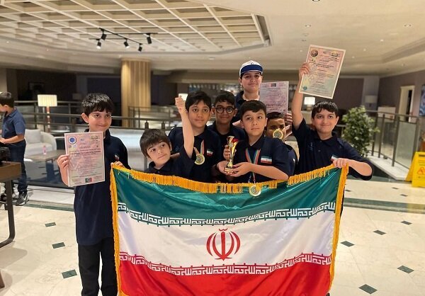 حمایت از تیم‌های برگزیده دانش‌آموزی در عرصه فناوری