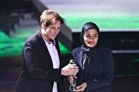 سرمربی کرمانی برترین زن فوتبال آسیا