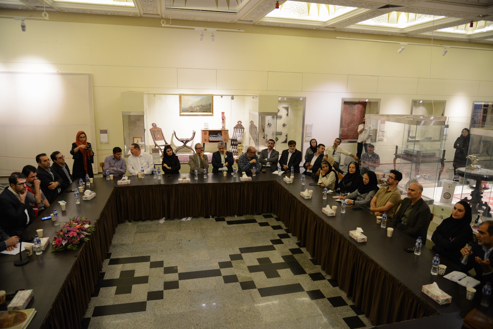 استقبال از سرمایهگذاران بخش خصوصی دارای صلاحیت در بخش معدن استقبال از سرمایهگذاران بخش خصوصی دارای صلاحیت در بخش معدن