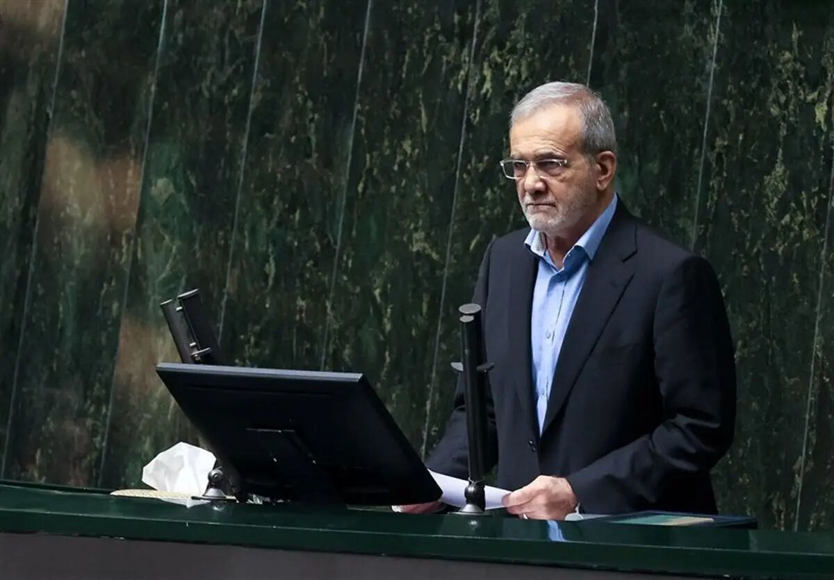 رئیس جمهور: مجلس به کوچک شدن دولت کمک کند رئیس جمهور: مجلس به کوچک شدن دولت کمک کند