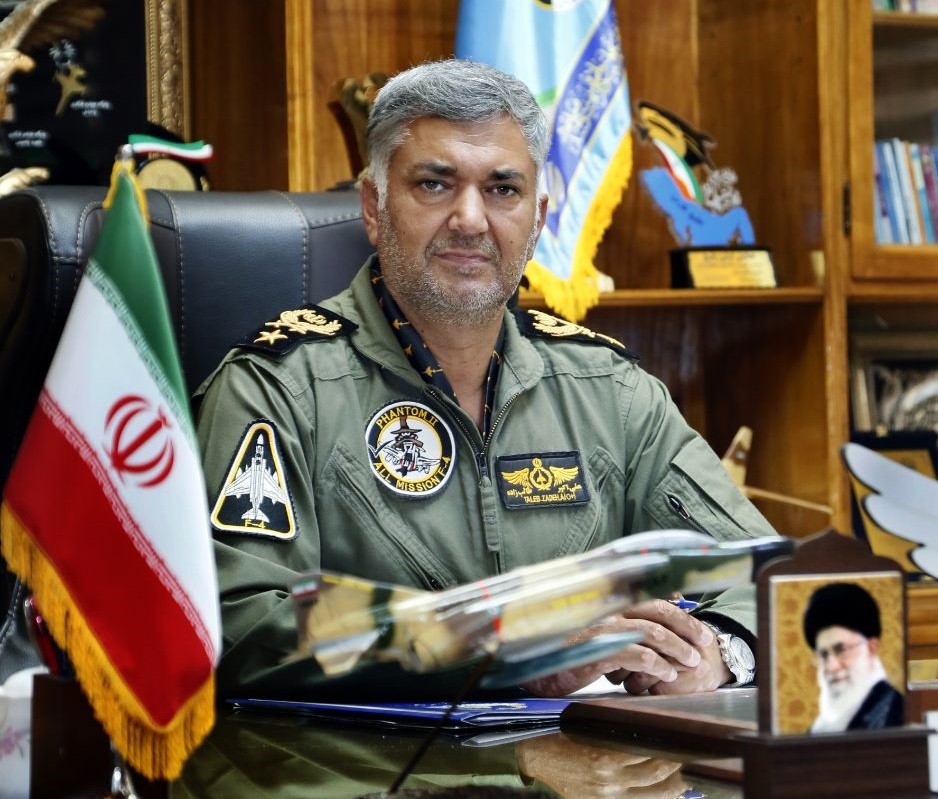 *** علل دشمنی استکبار باید برای جوانان روشنگری شود *** علل دشمنی استکبار باید برای جوانان روشنگری شود