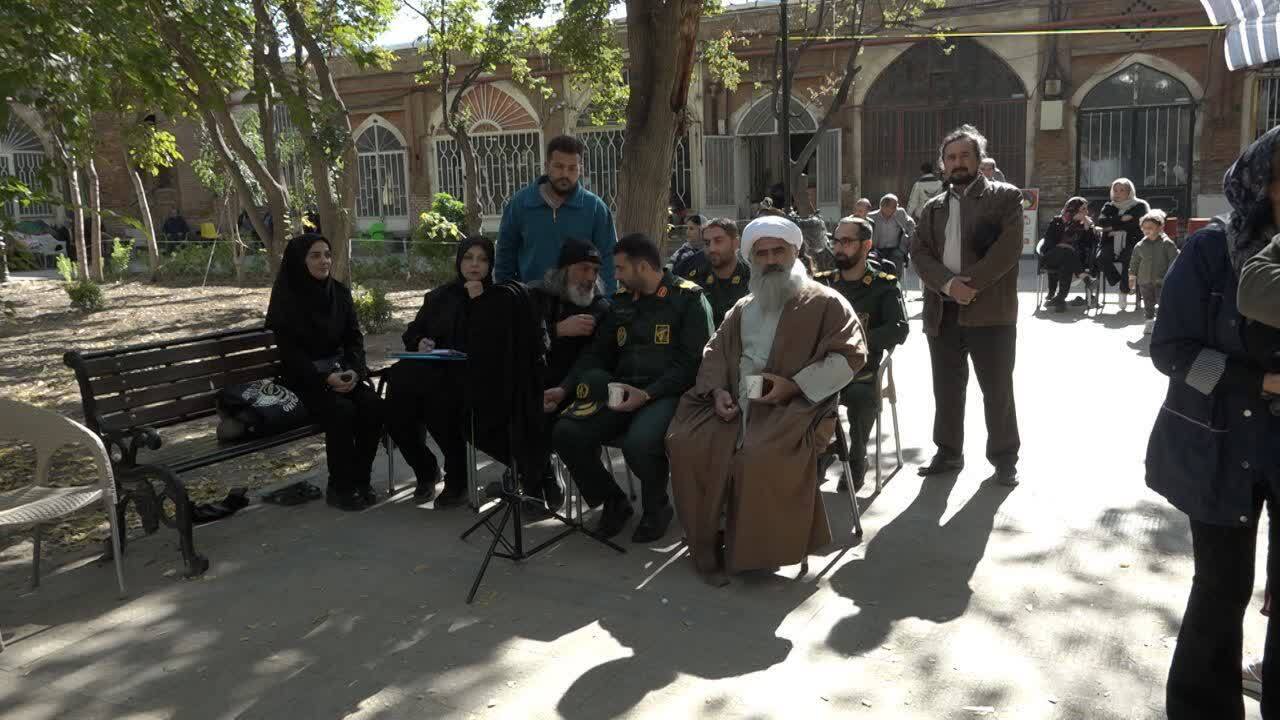 بازدید فرمانده سپاه خوی از روند تولید مجموعه تلویزیونی بانوی مقاومت زری‌خانم