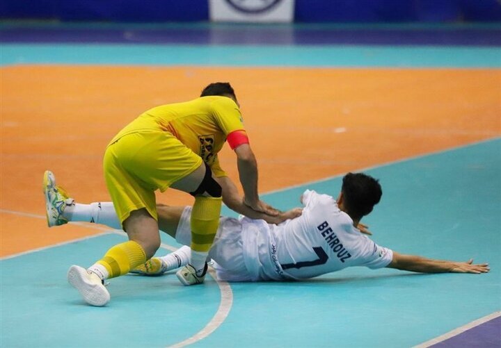 یک پیروزی و یک شکست مقابل حریفان ساوه‌ای